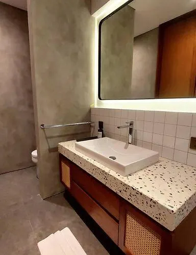 Villa Akhila 4 - 1 Bedroom Modern Tropical At The Heart Of
