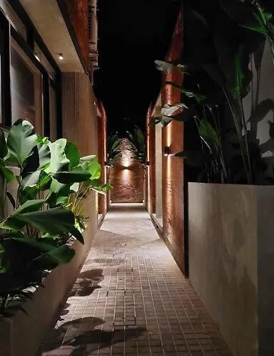 Akhila 4 - 1 Bedroom Modern Tropical At The Heart Of * Seminyak